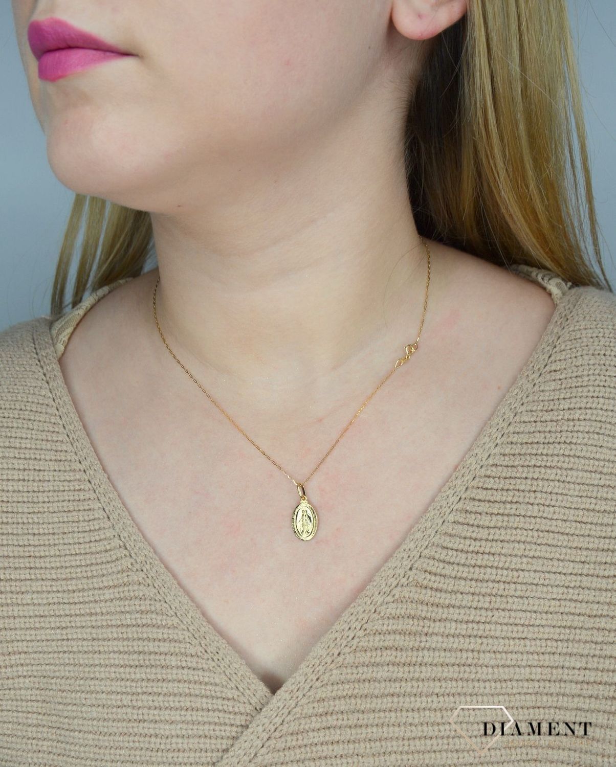 Złoty łańcuszek 585 ankier 1 mm DIA-LAN-1238-585 1mm ✅ Złoty łańcuszek o klasycznym splocie typu ankier ✅.jpg